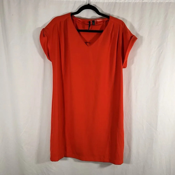 MNG Mini Dress Women's 8 Solid Orange Short Sleeve Vneck Pullover Pockets - Picture 1 of 9